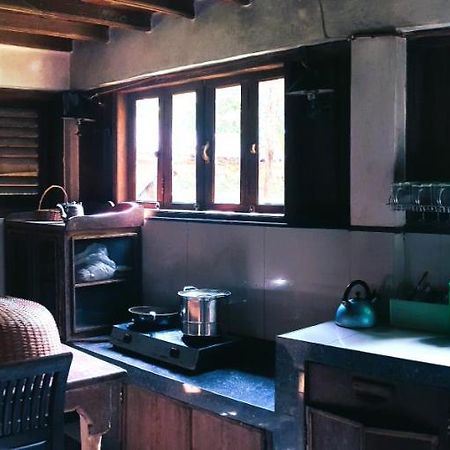 Happy Ria Homestay & Guesthouse Букит Лаванг Екстериор снимка